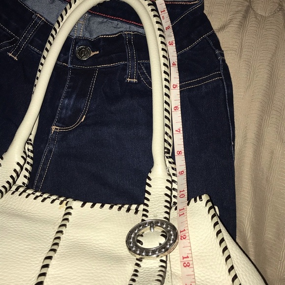 Brighton Handbag - Picture 6 of 15